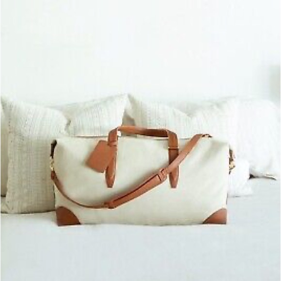 ✨HOST PICK!!✨🌸HENNY AND LEV - Canvas Duffle Weekender With Matching Pouch🌸 - Picture 12 of 13